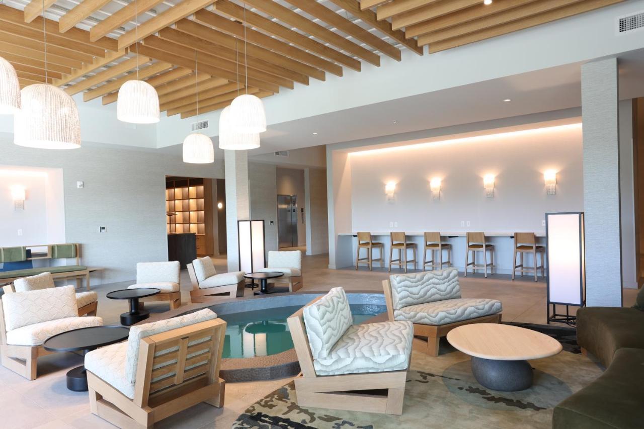 Cedartree Hotel Portland Хилсбъро Екстериор снимка