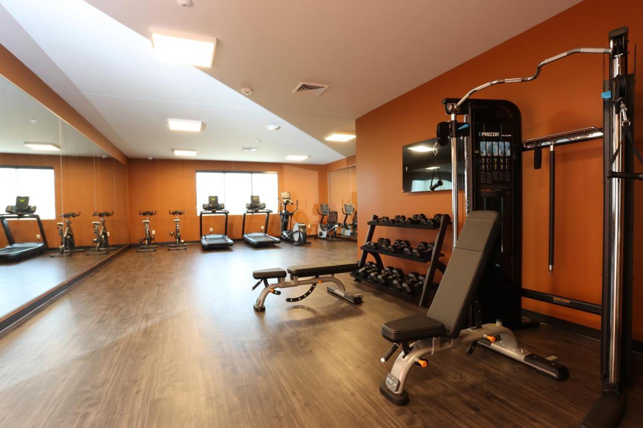 Cedartree Hotel Portland Хилсбъро Екстериор снимка