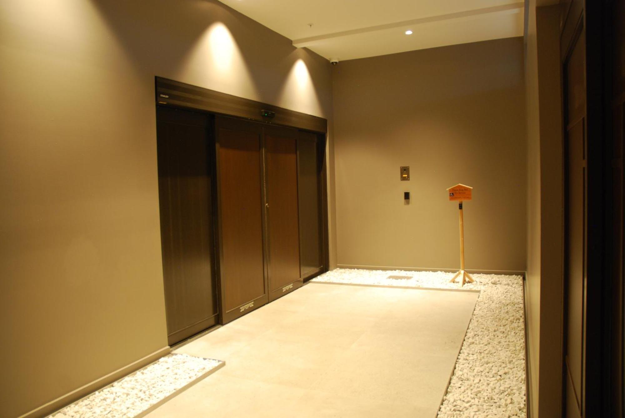 Cedartree Hotel Portland Хилсбъро Екстериор снимка